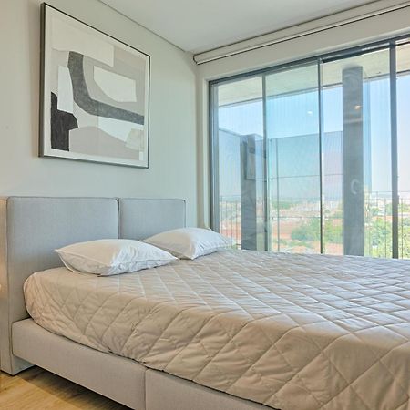 Ferienwohnung Brand New Luxurious Ap T2 - Amazing View- With Garage Vila Nova de Gaia Exterior foto