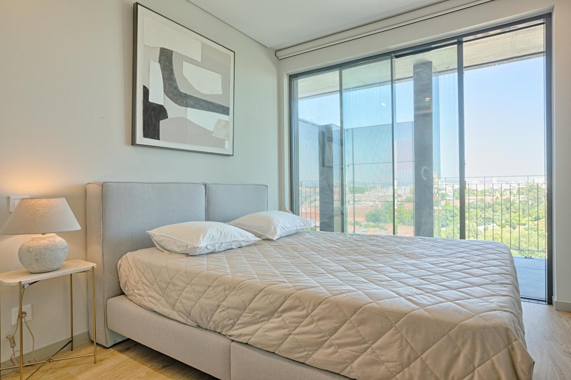 Ferienwohnung Brand New Luxurious Ap T2 - Amazing View- With Garage Vila Nova de Gaia Exterior foto